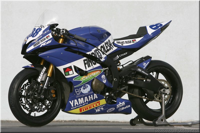 yamahar6-pedro_1