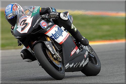 sbk-biaggi_04.jpg