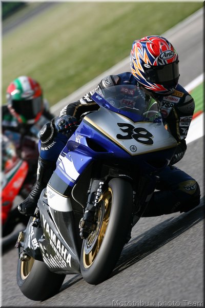 MOTO 