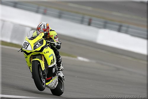 sbk-aoyama_1.jpg