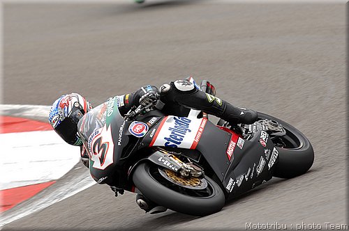 sbk-biaggi_1.jpg