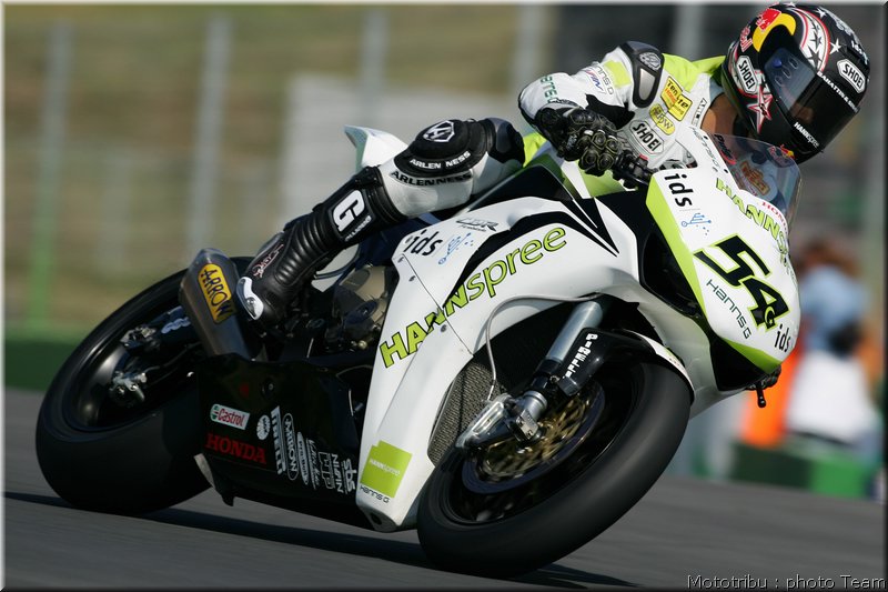 0258_superbike_sofuoglu_05