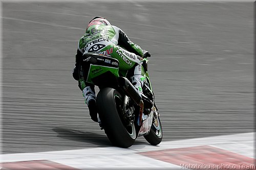 0211_superbike_laconi_08.jpg