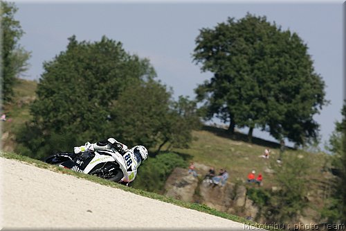 0408_supersport_pitt_04.jpg