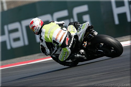 0423_supersport_rea_01.jpg