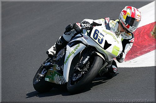 0424_supersport_rea_02.jpg