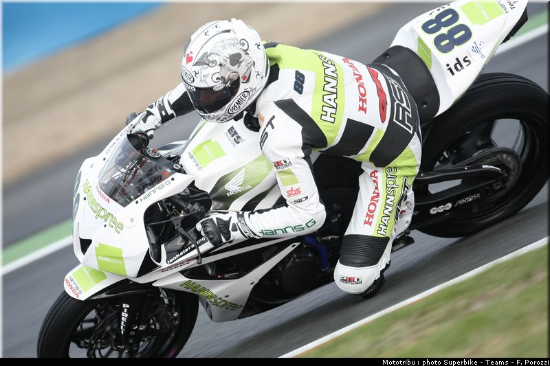 0472_supersport_pitt_13