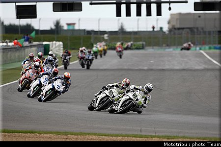 0336_supersport_02.jpg