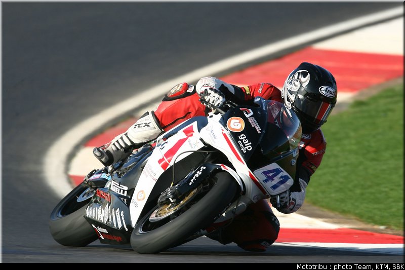 0136_supersport_hayes_5