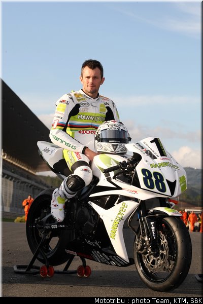 0190_supersport_pitt_07