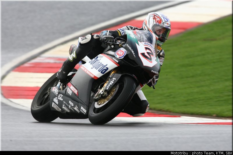 0336_sbk_biaggi_5