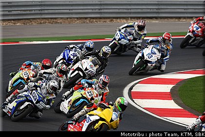 0070_supersport_03.jpg