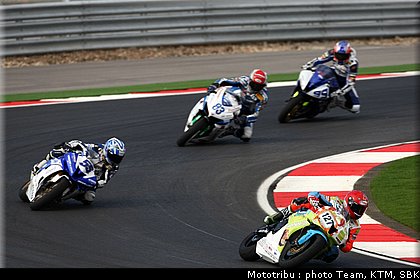 0072_supersport_05.jpg