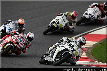 0074_supersport_07.jpg