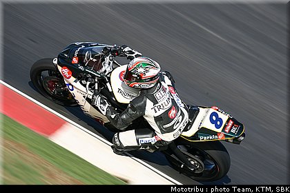 0103_supersport_aitchinson_2.jpg