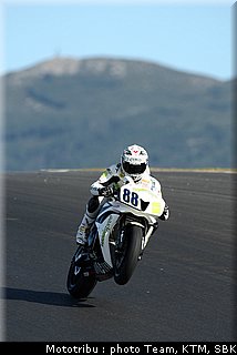 0185_supersport_pitt_02.jpg