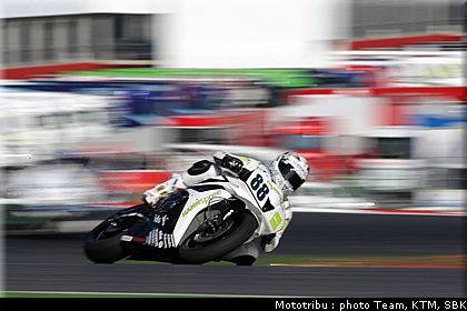 0186_supersport_pitt_03.jpg