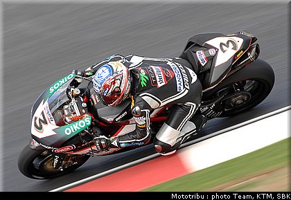 0333_sbk_biaggi_2.jpg