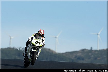 0470_sbk_rea_04.jpg