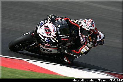 0512_sbk_xaus_5.jpg