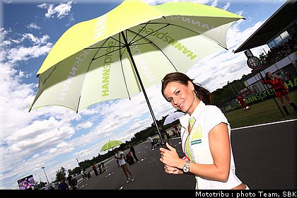sbk_pitbabes2008_0112.jpg