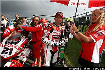 sbk_pitbabes2008_0128.jpg