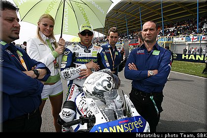sbk_pitbabes2008_0146.jpg