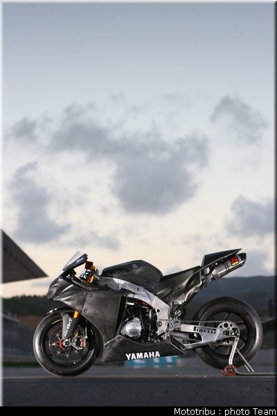 yamaha_13