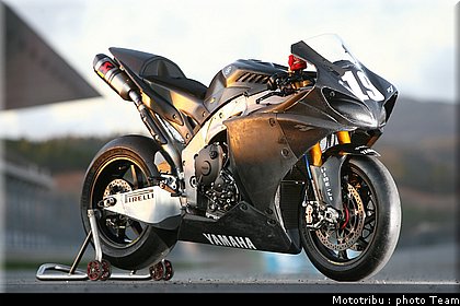 yamaha_09.jpg