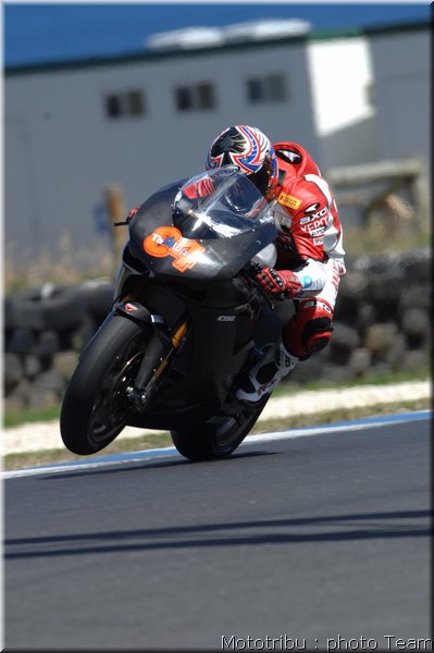 ducati-test-pirelli-006