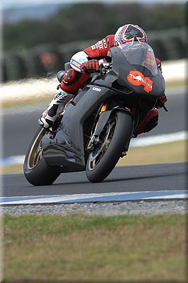 ducati-test-pirelli-003.jpg