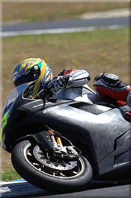 ducati-test-pirelli-009.jpg