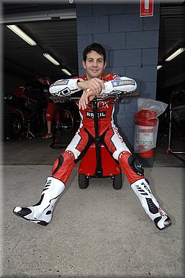 ducati-test-pirelli-010.jpg