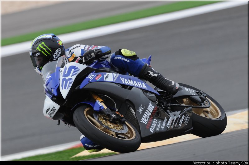 0026_supersport_crutchlow_1