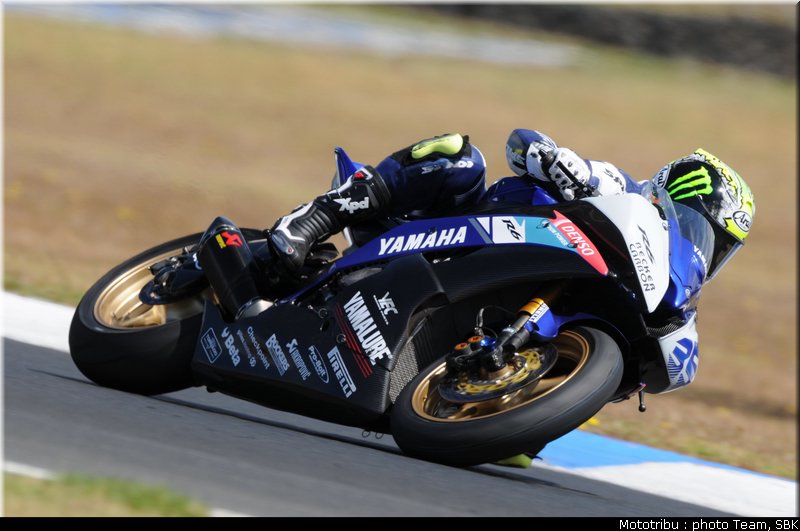 0027_supersport_crutchlow_2