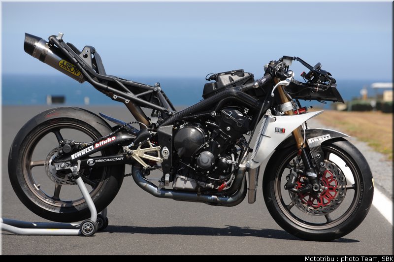 0166_supersport_triumph_be1_006
