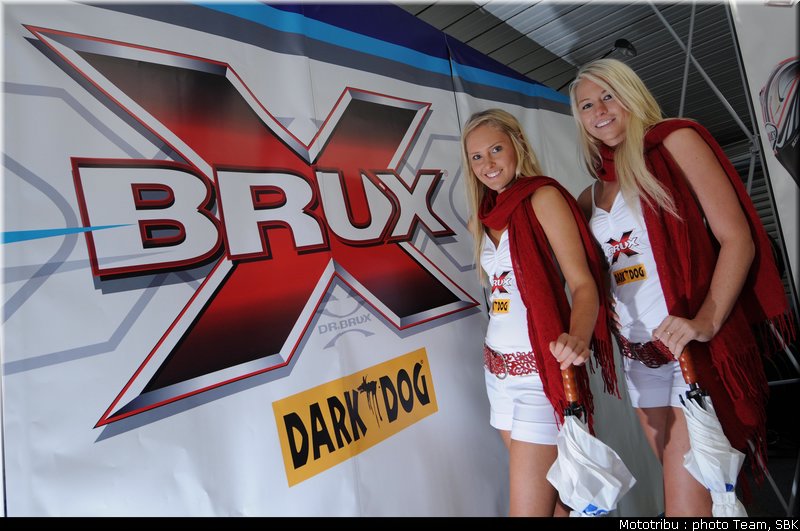 0409_sbk_babes_1