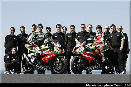 0053_supersport_kawasaki_2.jpg