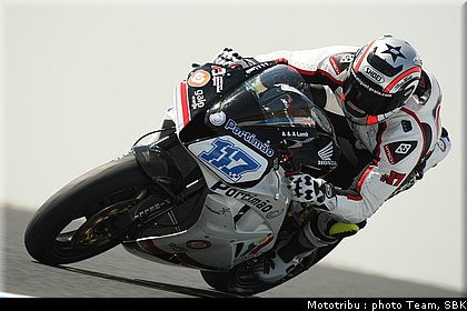 0064_supersport_laverty_002.jpg