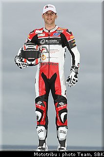 0078_supersport_laverty_016.jpg