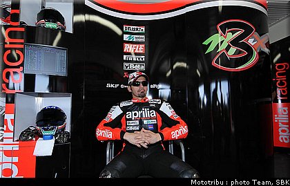 0197_sbk_biaggi_018.jpg