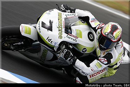 0219_sbk_checa_006.jpg