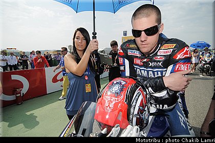 sbk_spies_021.jpg