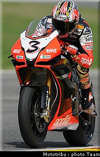 sbk_biaggi_011.jpg
