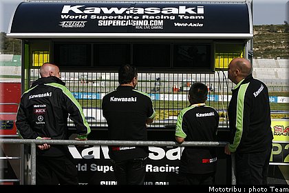 sbk_kawasaki_008.jpg