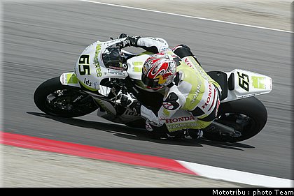 sbk_rea_02.jpg