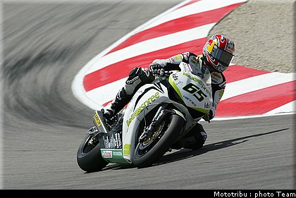 sbk_rea_03.jpg