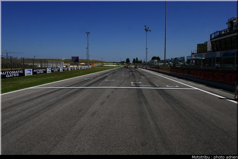 paddock_circuit_misano2009_002