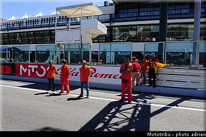 paddock_circuit_misano2009_004.JPG