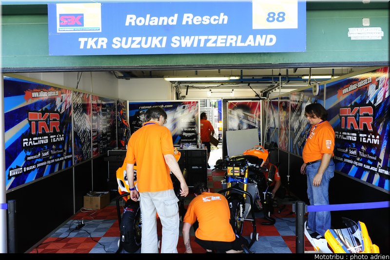 stands_misano_sbk2009_0002